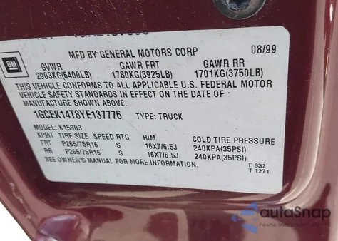 2000 Chevrolet Silverado 1500 Ls z USA, uszkodzony, nr VIN 1GCEK14T8YE137776